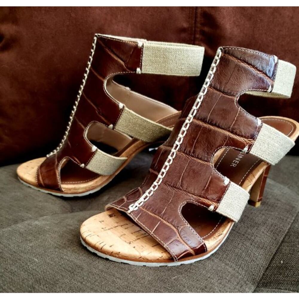 NWOT! Donald Pliner Leather Gladiator Style Heeled Sandals